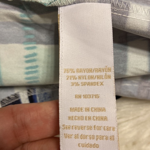 Hope & Harlow Skorts size 6P excellent condition see pictures long 15” waist 30” - Picture 7 of 12